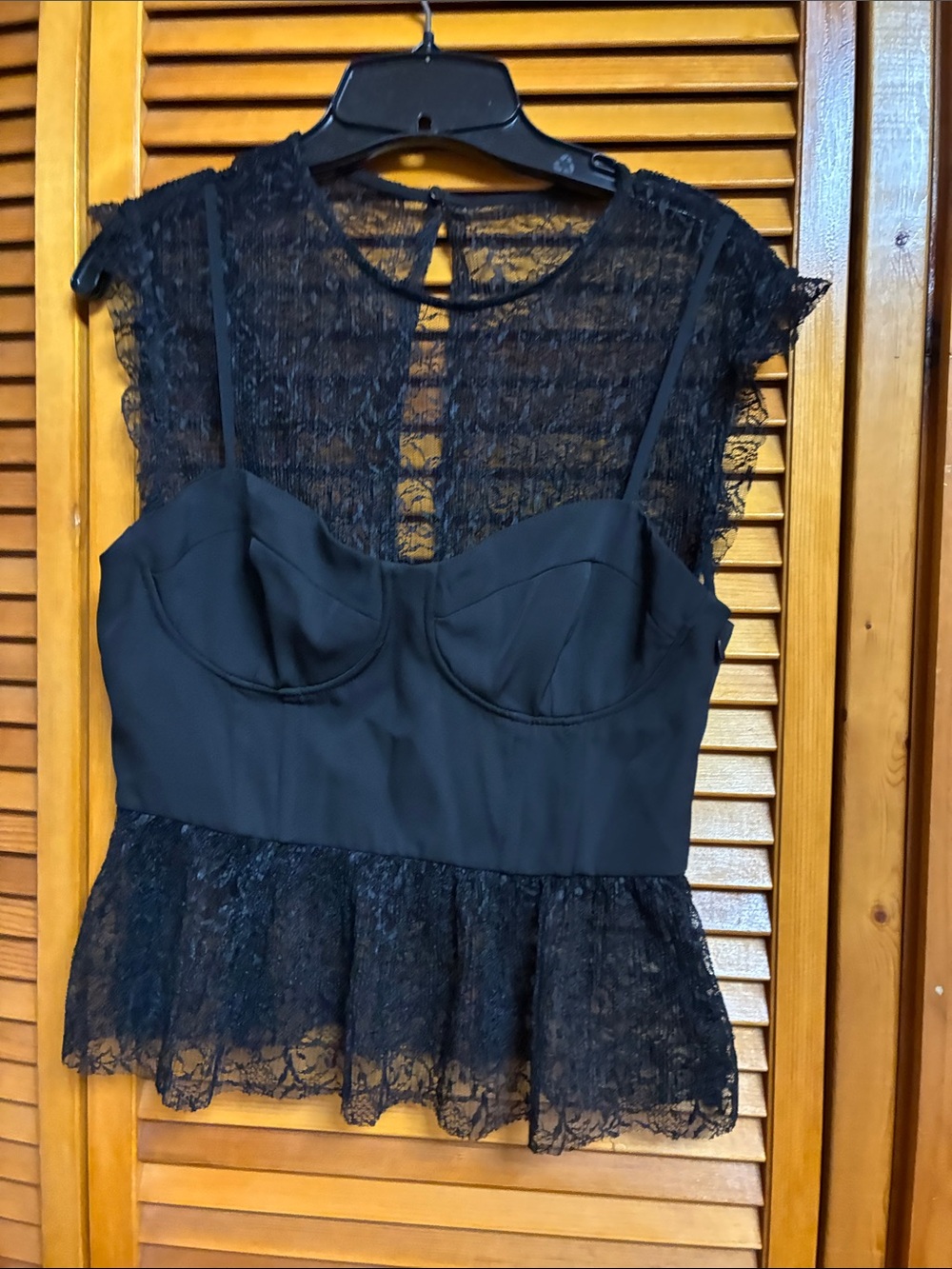Zara Black Lace Bustier Peplum Camisole Top length 22” pit to pit 16”